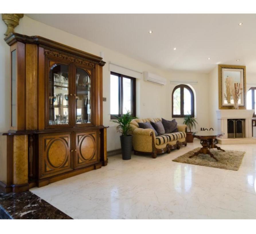 Larnaca Mansion Ideal For 3 Families Or More Exterior foto